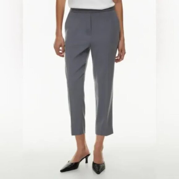 Aritzia Babaton Conan Cropped Pant in Vintage Navy